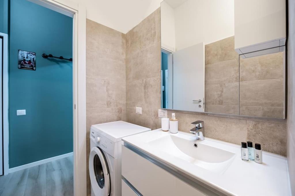 Linate Airport Elegant Suite,Tram 1 Minute Away Milano Eksteriør billede